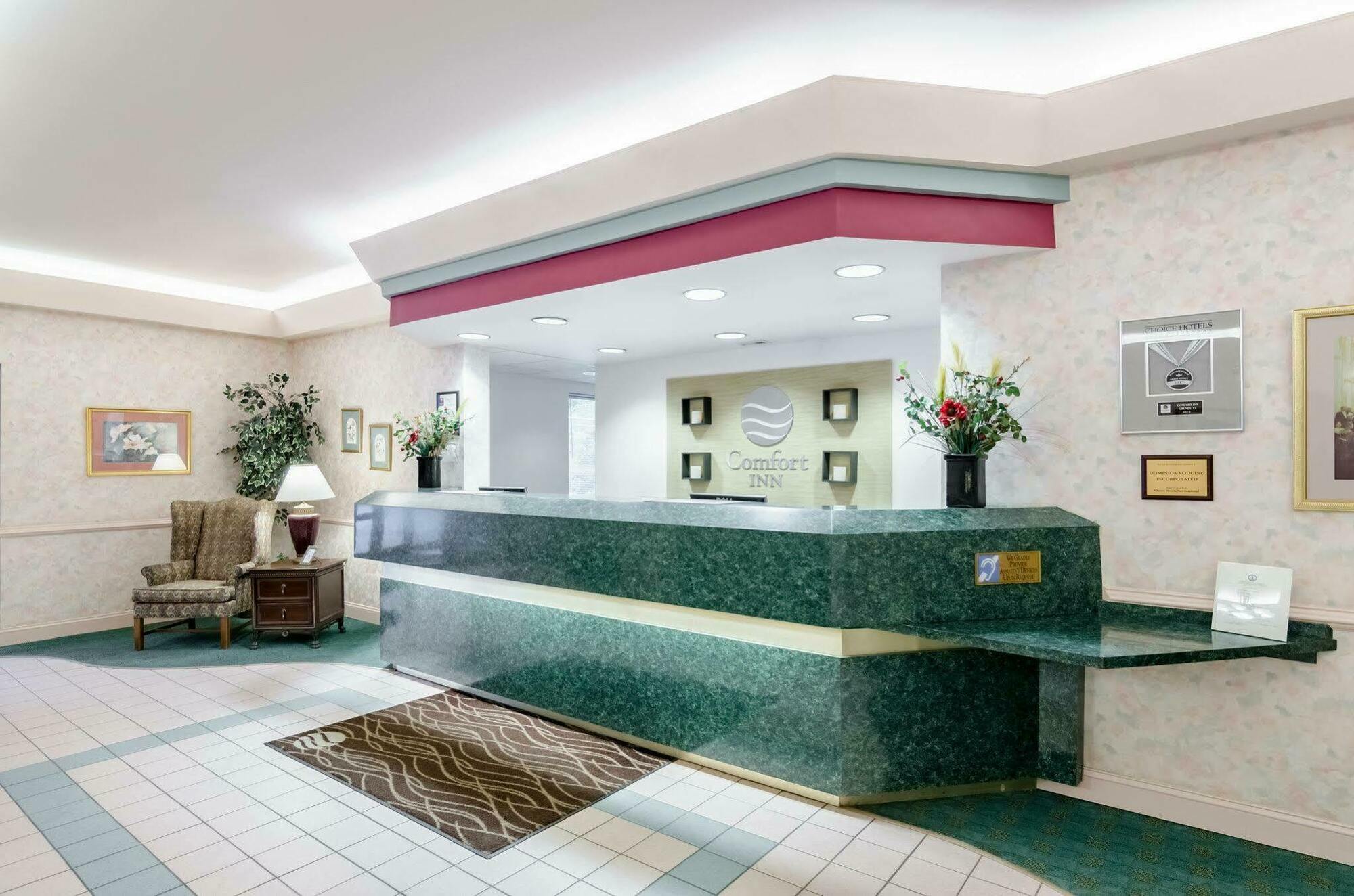 Comfort Inn & Suites Grundy Exteriér fotografie