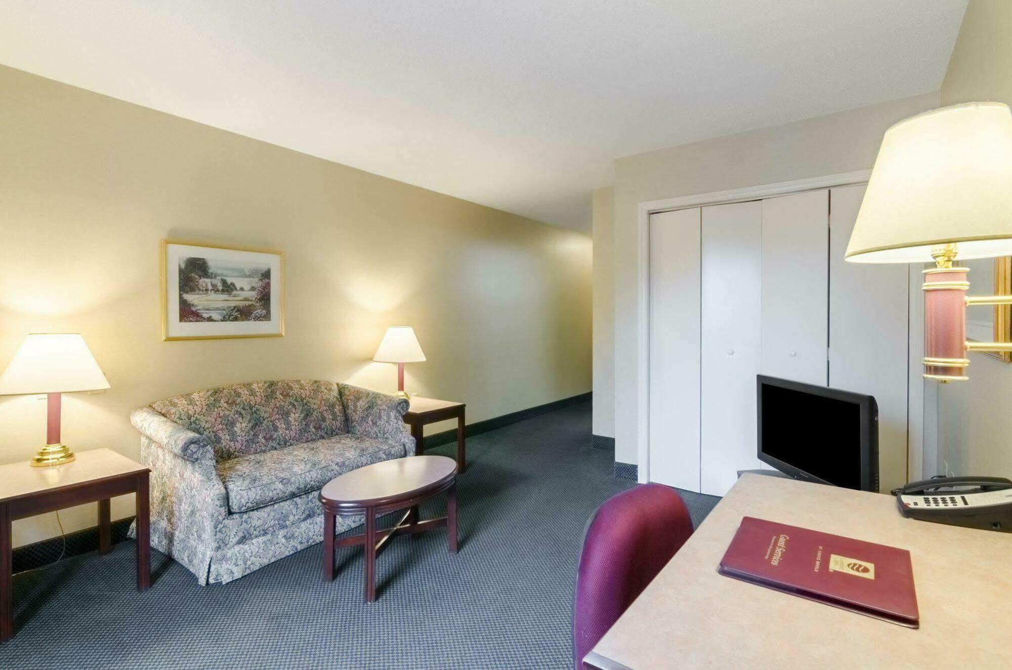 Comfort Inn & Suites Grundy Exteriér fotografie